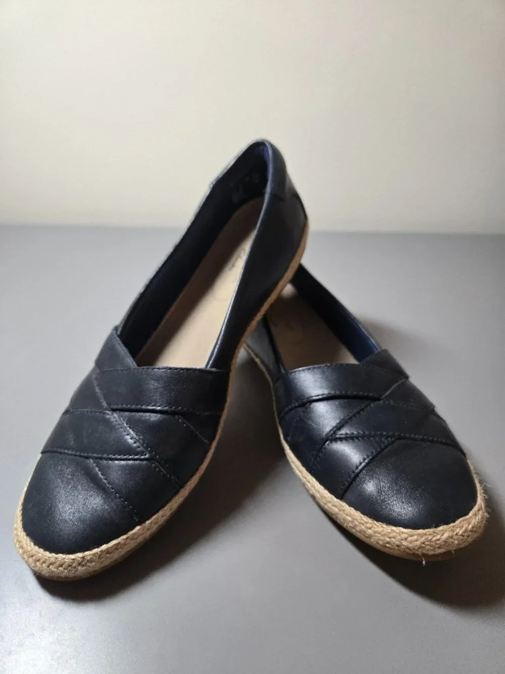 Clarks Collection Women's Danelly Shine Espadrille Navy Slip On Flats Size 8